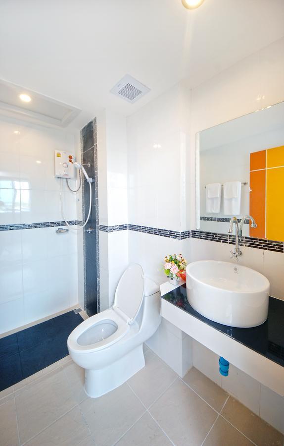 C Tower Hotel Surat Thani Habitación foto